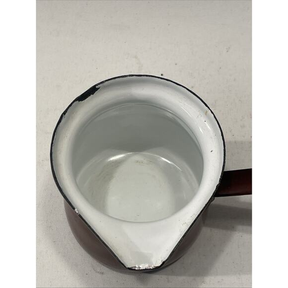 Vintage Coffee Pot Small Melting Pot Made in Poland Red And White - Picture 2 of 8